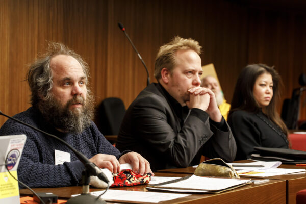 Florian Grams und Daniel Stöckel im Parlament